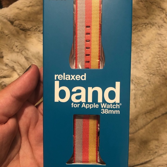 Digital Basics Apple Watch Nylon Band - Picture 2 of 4